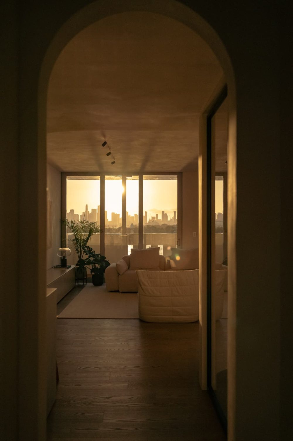 PH 11:11 — arch view